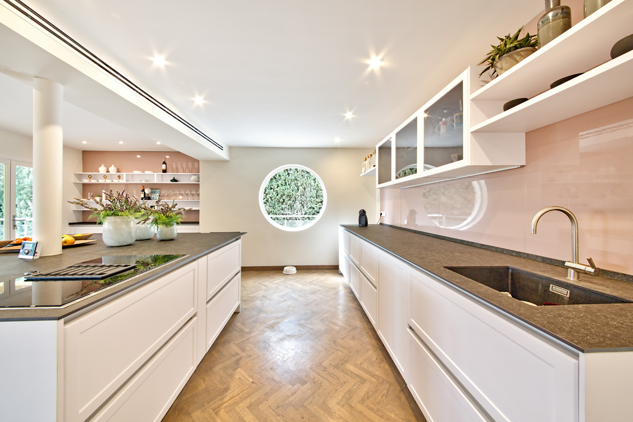 6037ffd12a5c491b6b2fff8c