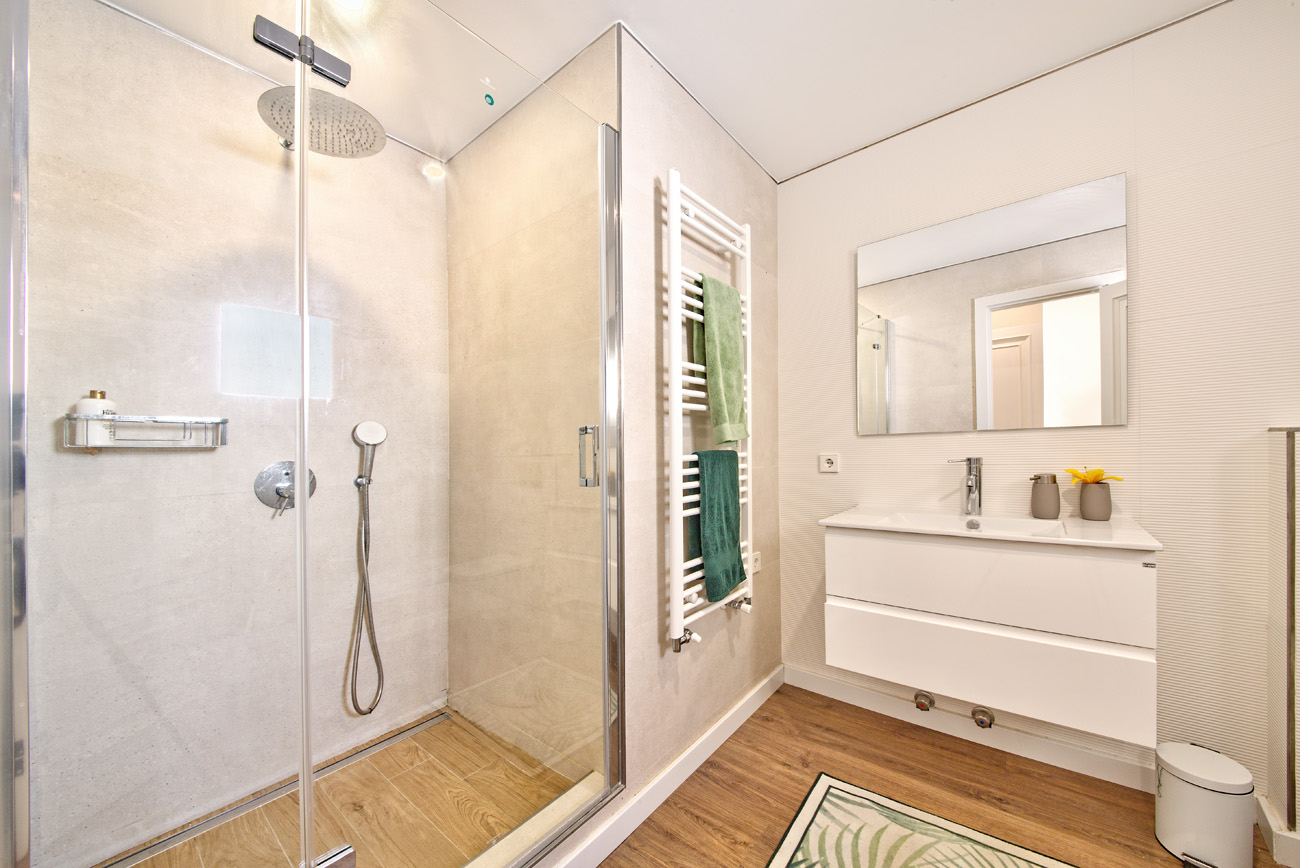 6037ffd12a5c49d8782fff89