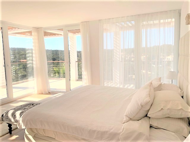 6238e440fe5cef2cb82dcf67