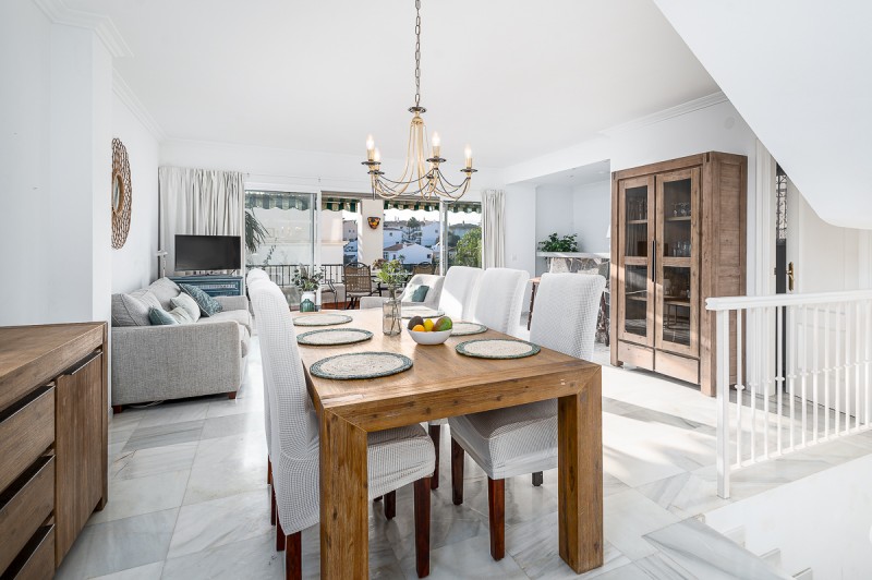 BZPAAP6939_167511_800_V0_7721