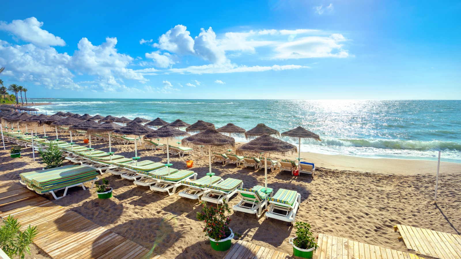 shutterstock 613447268 - Benalmádena