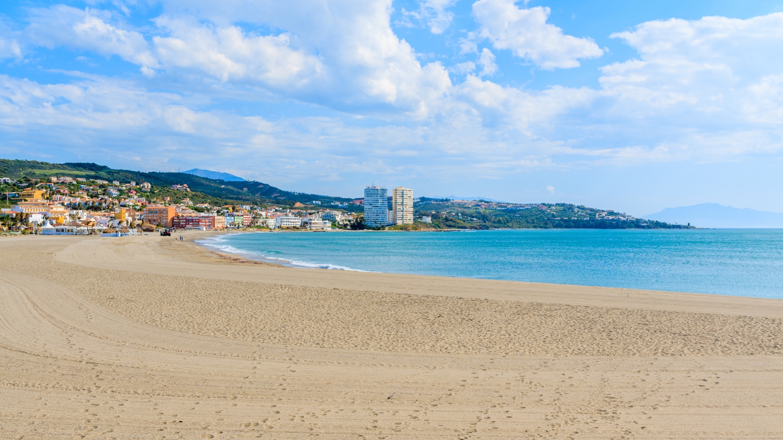 shutterstock 1094856989 - Sotogrande Playa