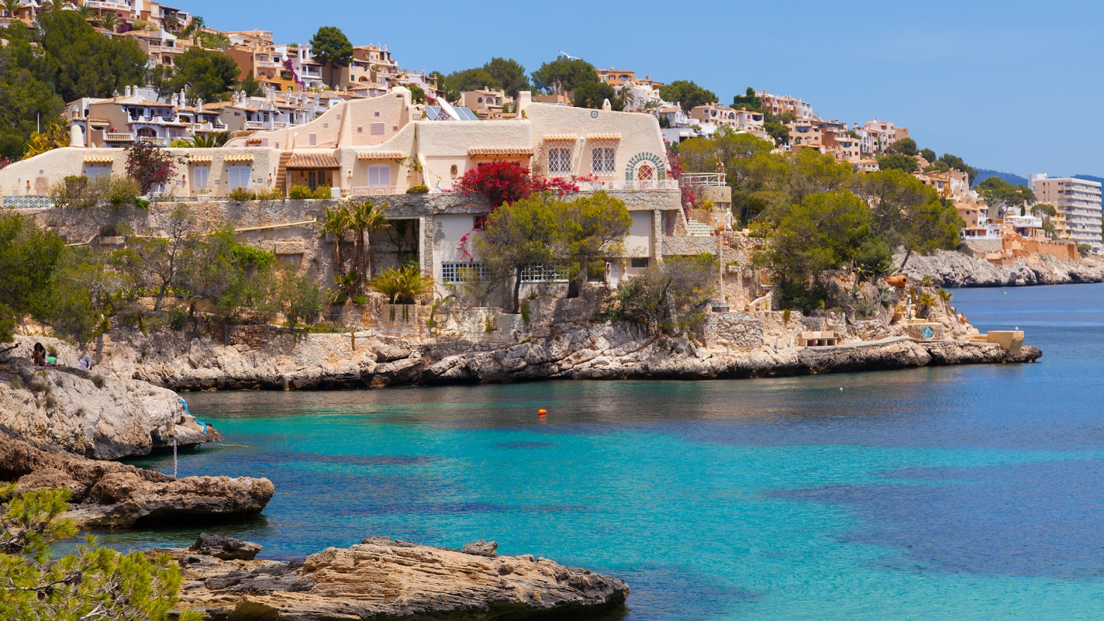 shutterstock 179787476 - Cala Fornells