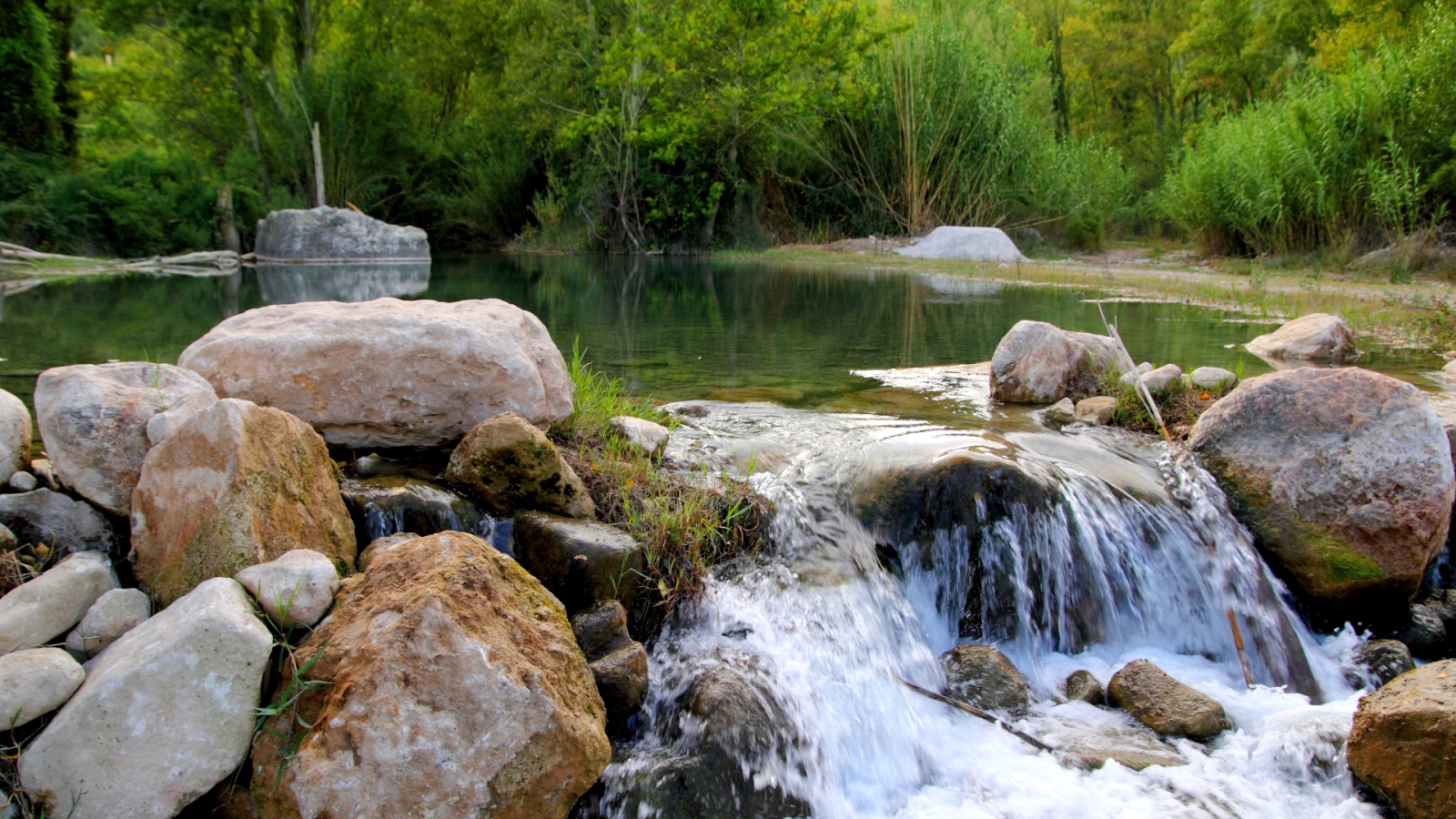 shutterstock 91393100 - Río Mijares, Castellón