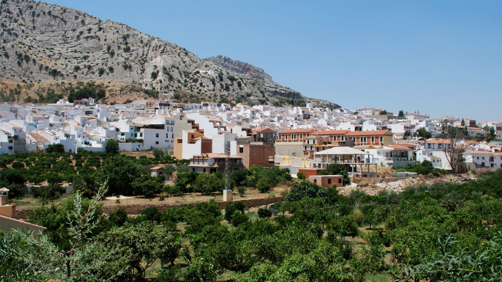 shutterstock 101301829 - Valle de Abdalajis
