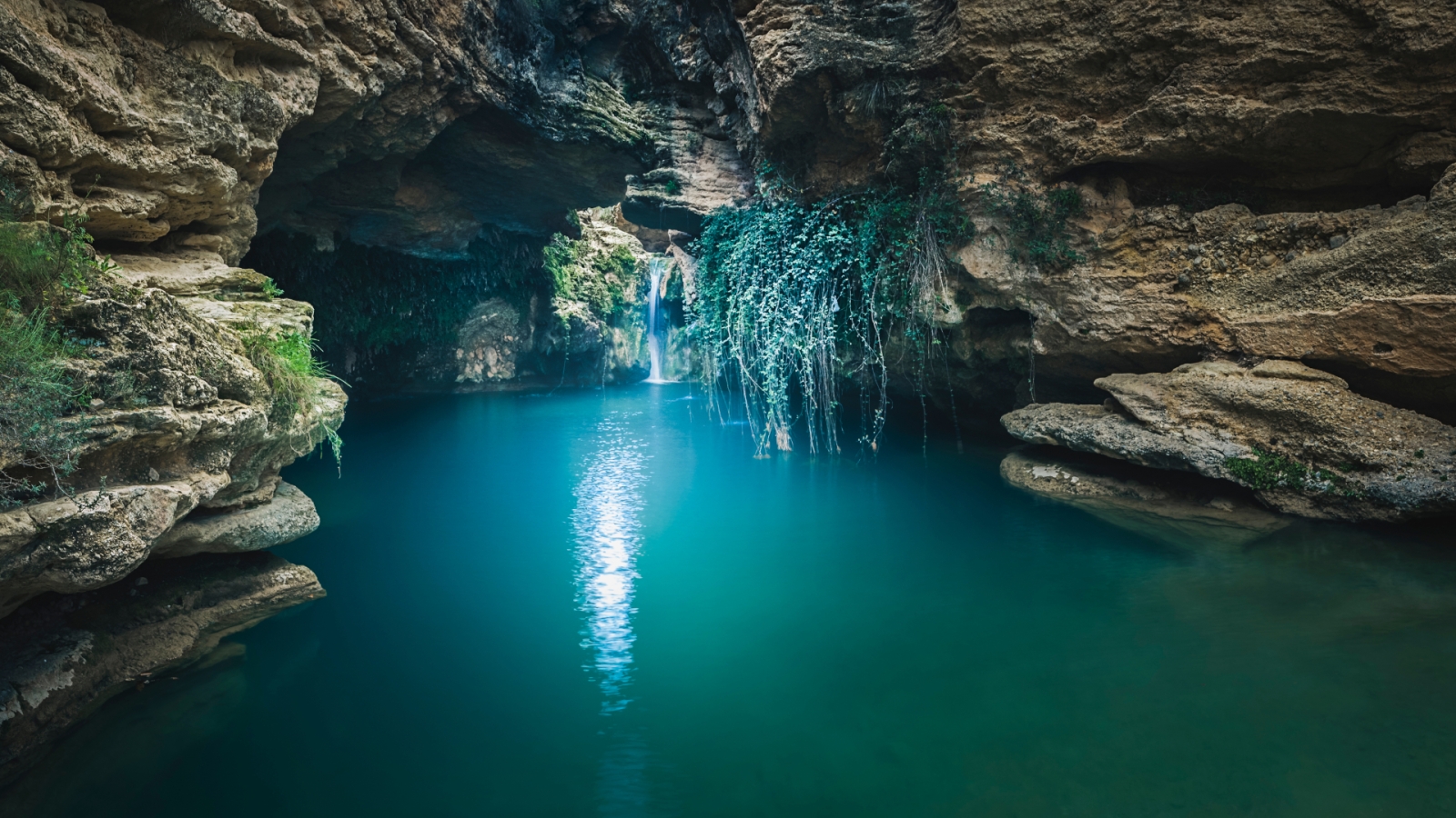 shutterstock 1258235974 - Bullas