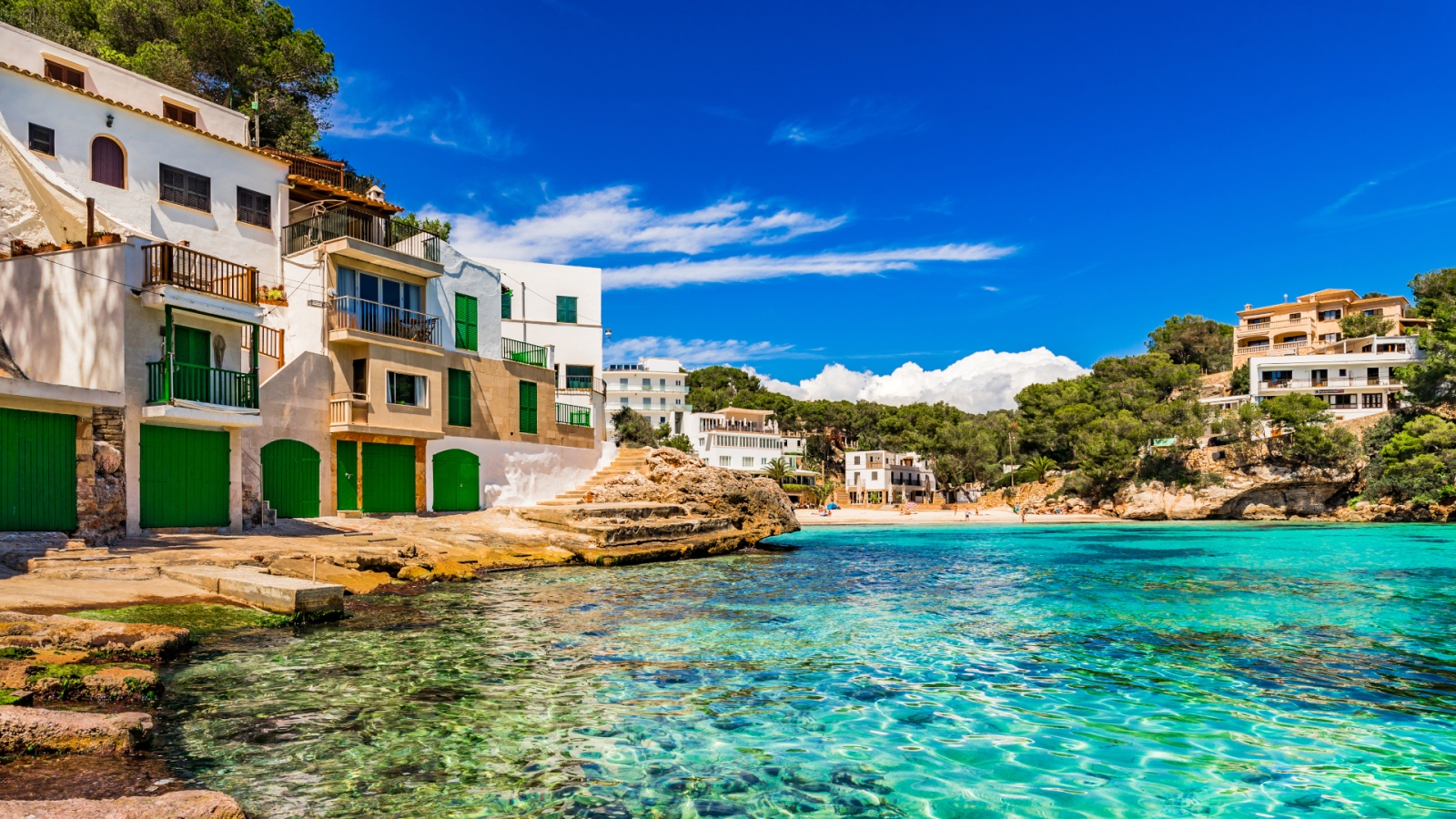 shutterstock 587987573 - Cala Santanyi