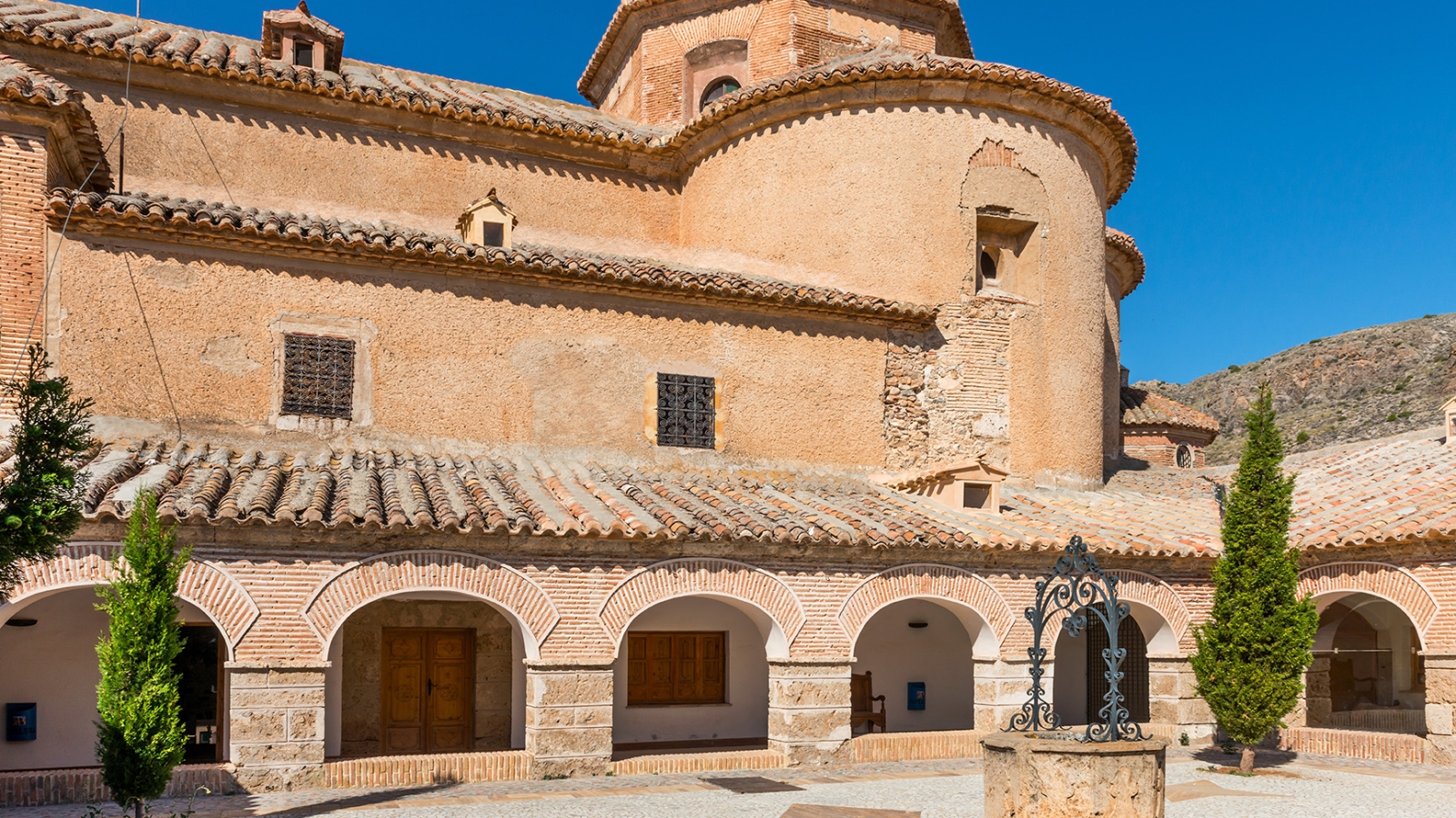 shutterstock 233830042