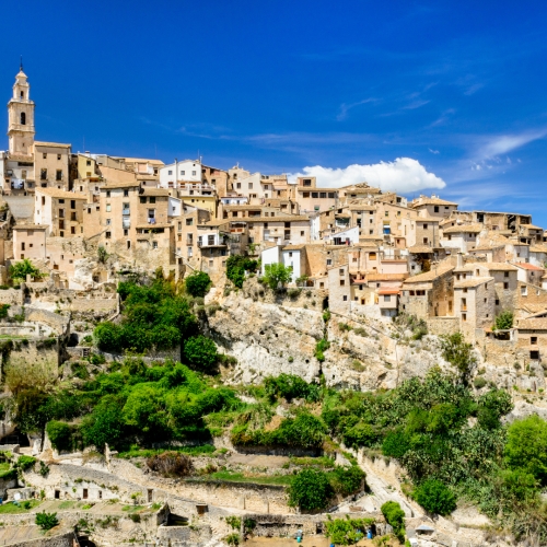 shutterstock 192672947 - Ontinyent