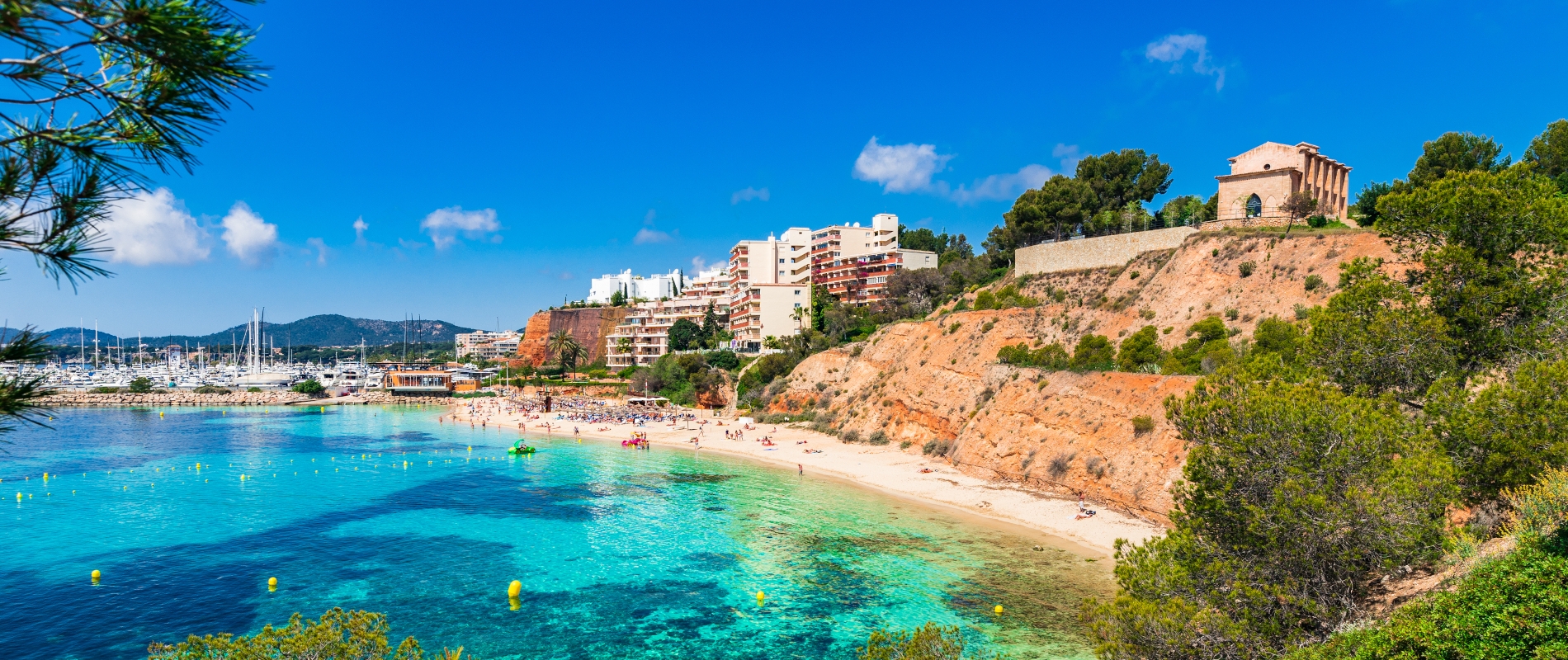 shutterstock 641371846 - Cala Bendinat